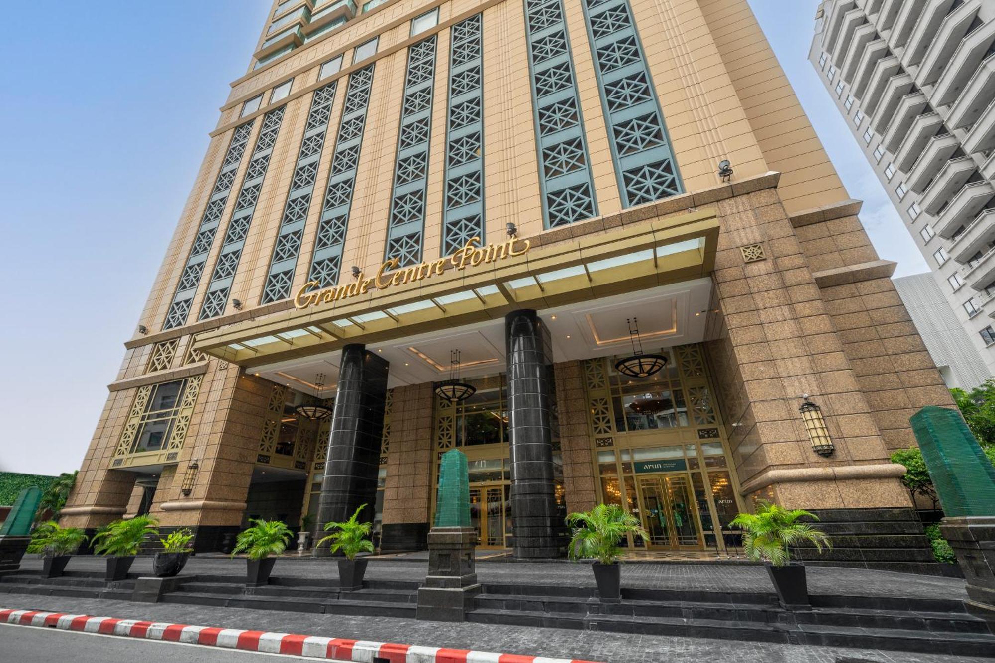Grande Centre Point Hotel Ratchadamri Bangkok Exterior foto Grande Centre Point Sukhumvit