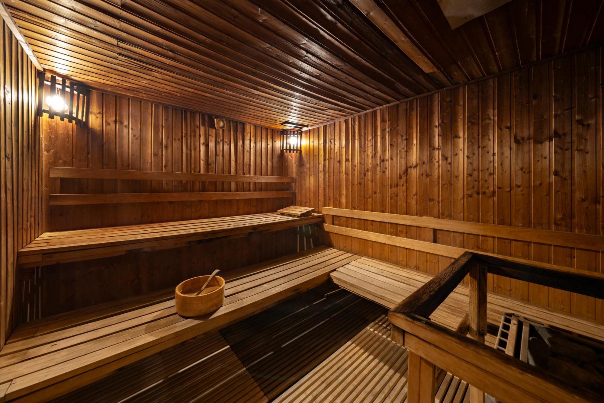 Grande Centre Point Hotel Ratchadamri Bangkok Exterior foto A Finnish sauna